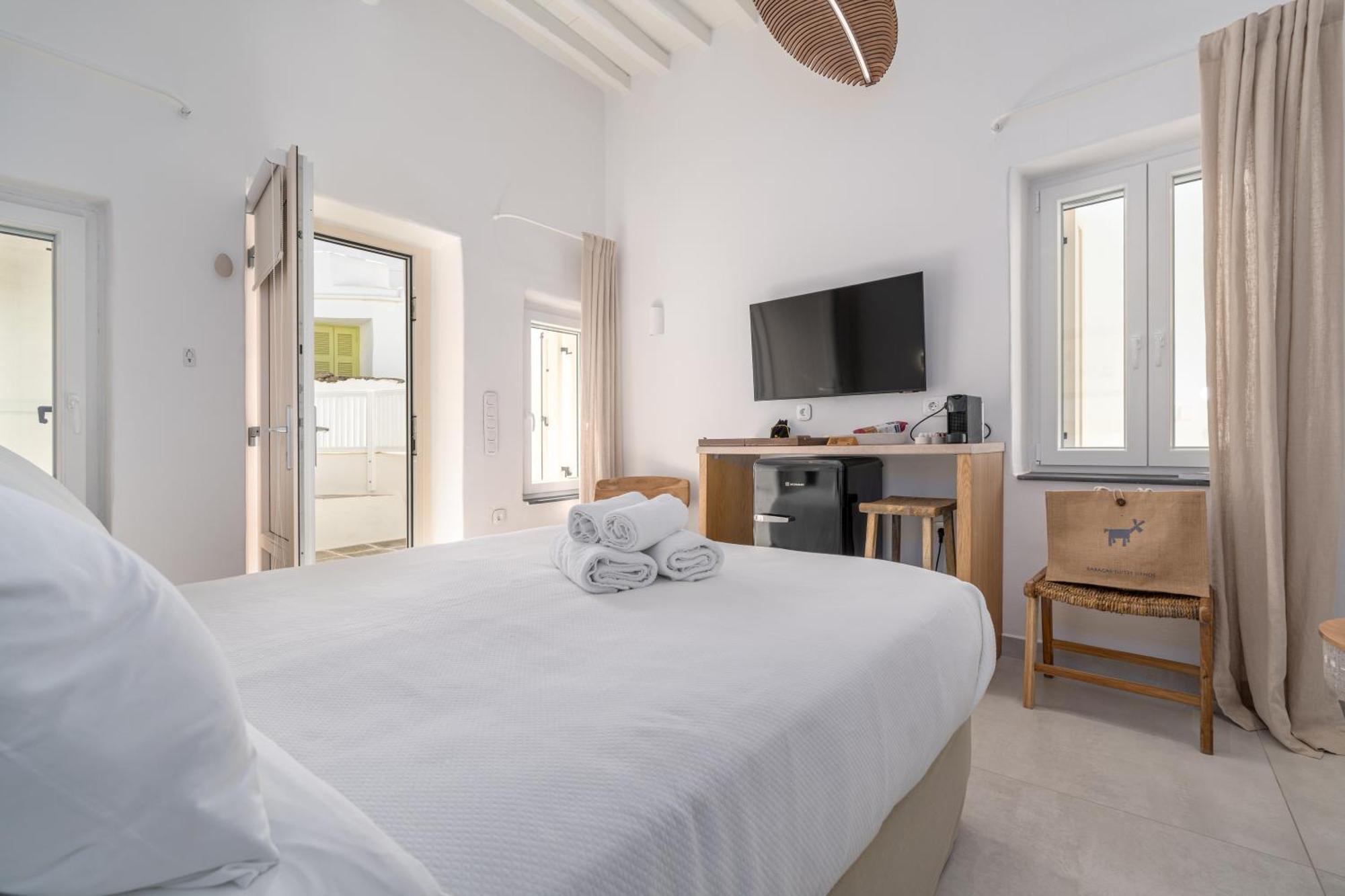 Rabagas Suites - In The Heart Of Sifnos Apollonía Eksteriør billede